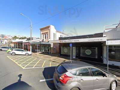 Kareem Indian Takeaway