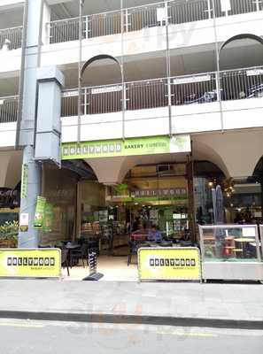 Hollywood Bakery Expresso