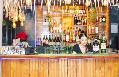 The Delicious Food Store