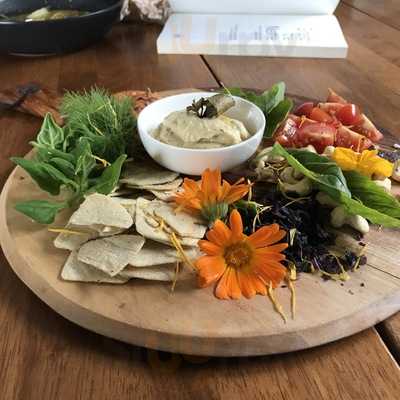 Kakano Cafe And Cookery School