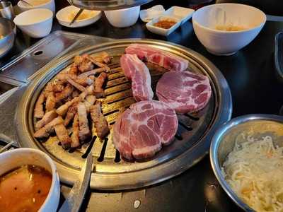 Red Pig Korean Restaurant