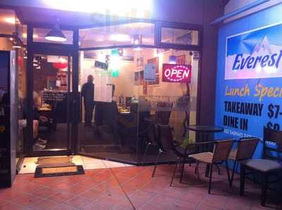 Everest Indian Restaurant