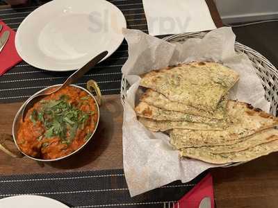 Everest Indian Restaurant