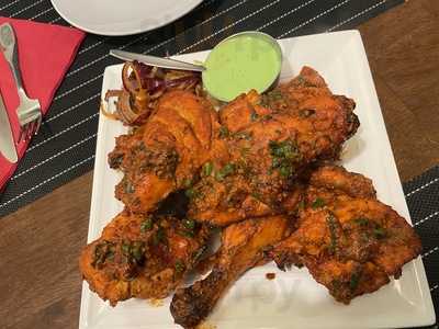 Everest Indian Restaurant