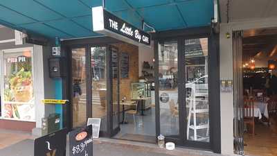 The Little Big Cafe