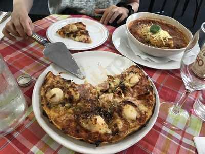 Minos Pizza Restaurant