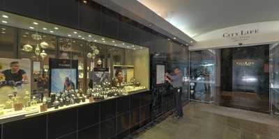 Bureau Bar And Kitchen