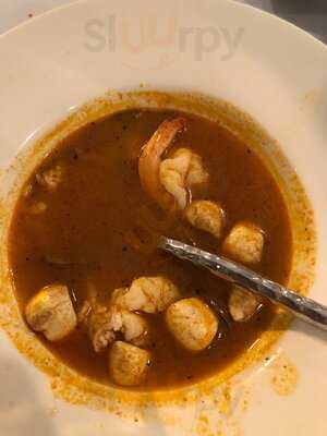 Angel Thai Restaurant & Bar