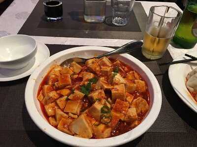 Xiao Dan Restaurant & Bar