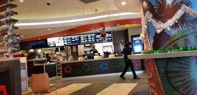 Carl's Jr. Queen Street