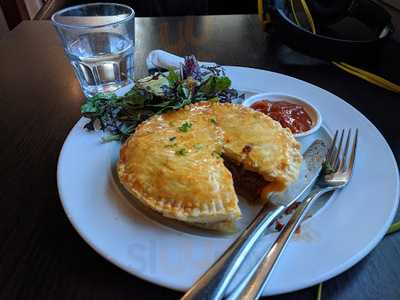 Sierra Cafe Three Kings