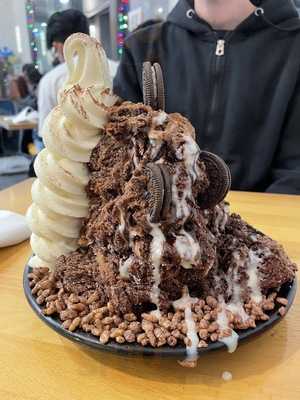 Mellow Coffee & Dessert