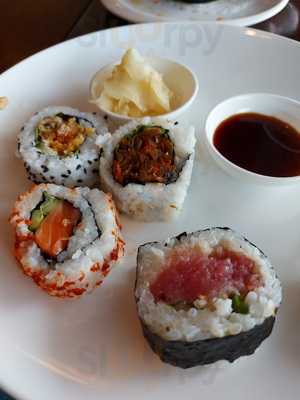 Bian Sushi & Donburi