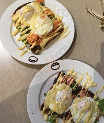 Esquires Coffee House Dressmart Hornby