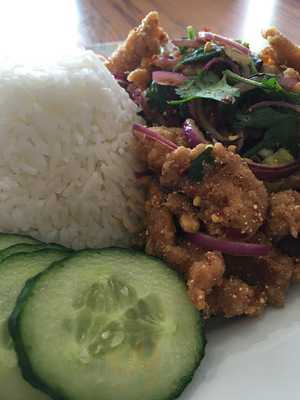 Greenchilli Thai Restaurant And Takeaway