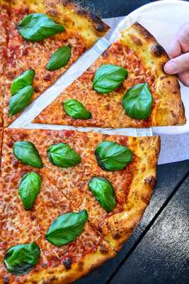 Sal's Authentic New York Pizza - Riccarton