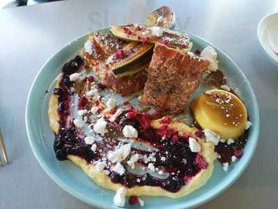 Pickles Cafe On Apollo