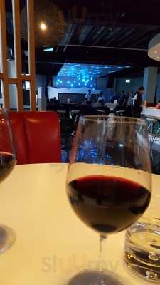 Halo Bar & Restaurant