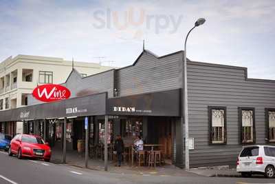 Dida's Wine Lounge & Tapas