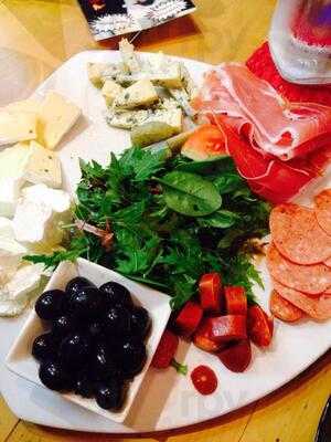 Palermo Pizza & Pasta Restaurant