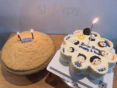 Thirsty Whale Cafe & Bar