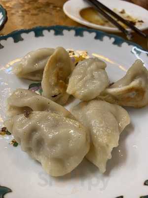Royal Dumpling And Noodle