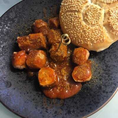 Old Bakehouse Biergarten & Lounge Cafe