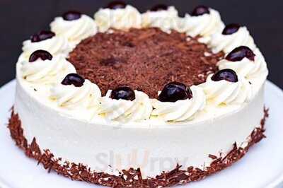 Old Bakehouse Biergarten & Lounge Cafe