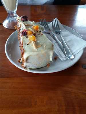 Bach'n Cafe And Restaurant