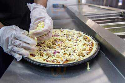 Redfire Pizza Company