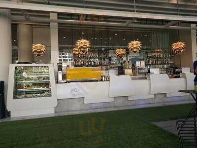 Box Cafe And Bar