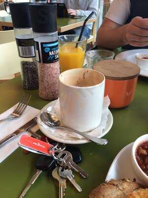 Charlie & George Cafe