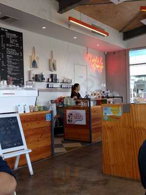 Charlie & George Cafe