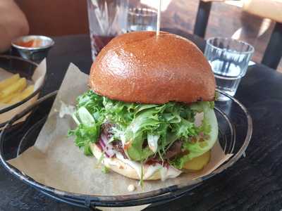 Noa Chargrill + Burger