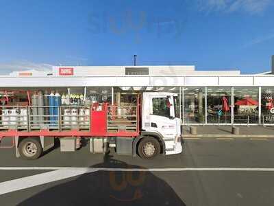 Noa Chargrill + Burger