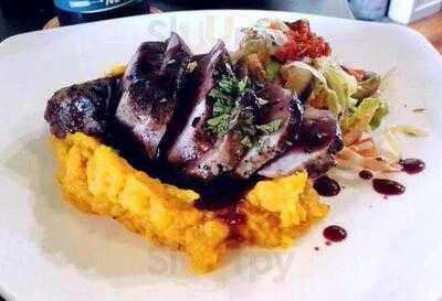 Mash Inn Bar & Grill