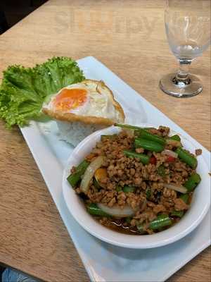 Khun Prim Thai Restaurant