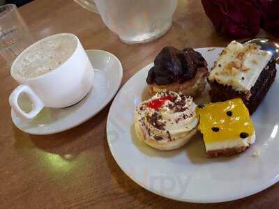 Happy Days Buffet Restaurant