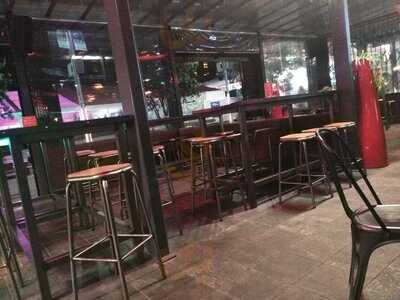 Aotea House Bar And Restaurant