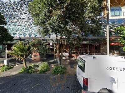 Sal's Authentic New York Pizza