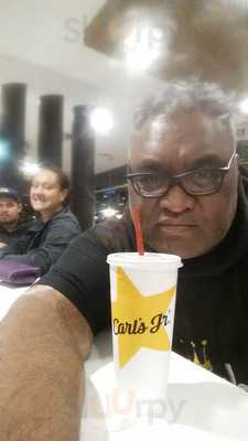 Carl's Jr