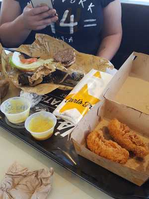 Carl's Jr