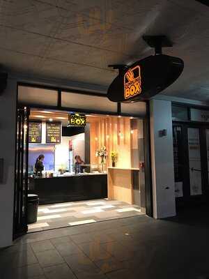 Dumpling Box Commerce St