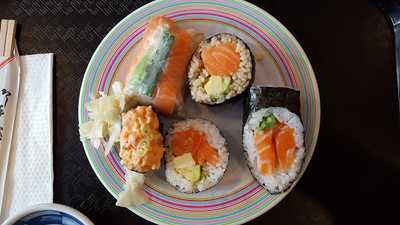Tokyo Sushi