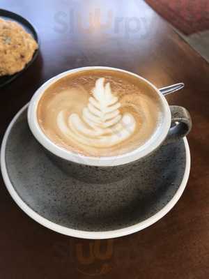 M.e. Meadowbank Eatery