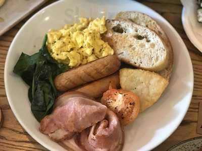 Ivy & Bean Espresso Deli