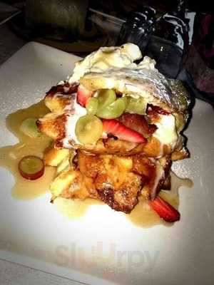 Eight Roses Cafe And Buffet