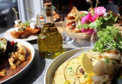 Iliada Mediterranean Eatery