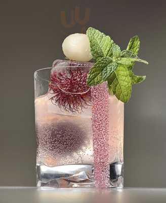 Trilogy Bar & Eatery