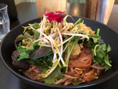 Khu Khu Eatery (thai Vegan)